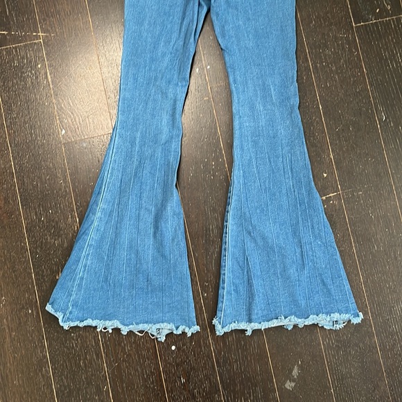 Flare Bell Bottom High Waist Jeans - Picture 4 of 6